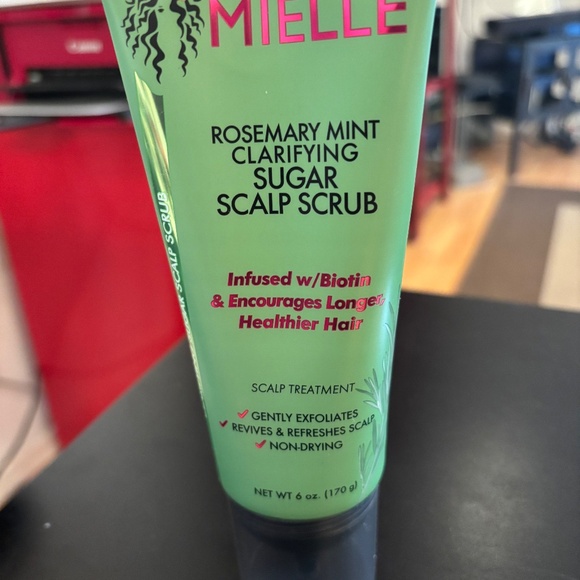 COLOR WOW SHAMPOO & MIELLE ROSEMARY SCALP SCRUB - Picture 2 of 3